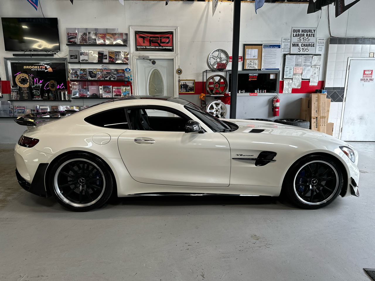 2018 Mercedes Benz AMG GT GT R photo 4