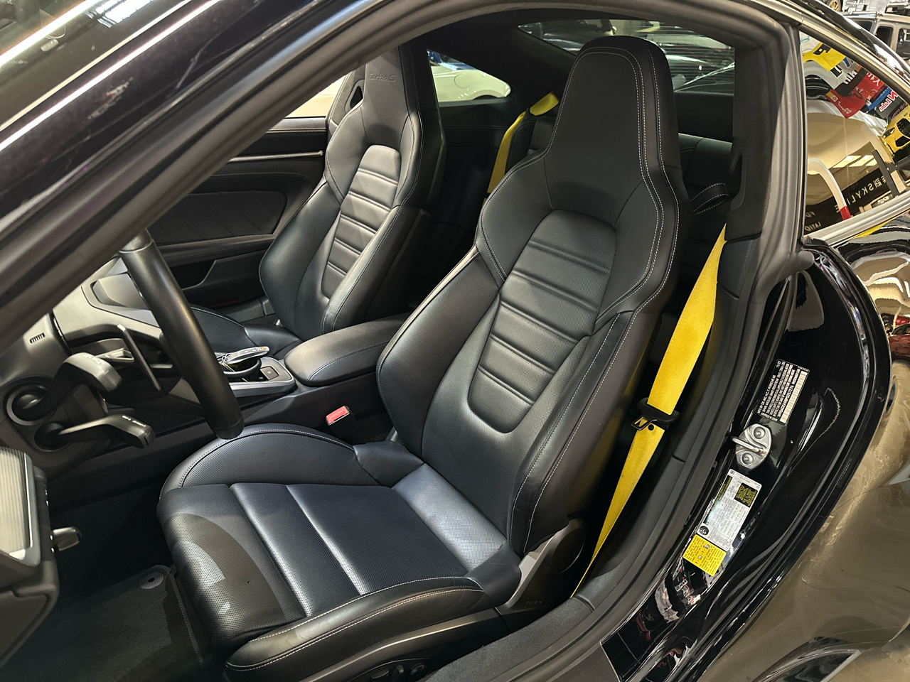 2023 Porsche 911 Turbo S Coupe photo 8