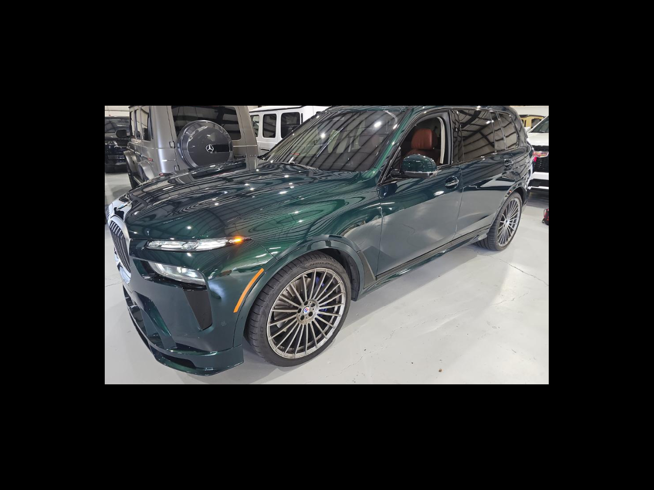 2024 BMW Alpina XB7 Base