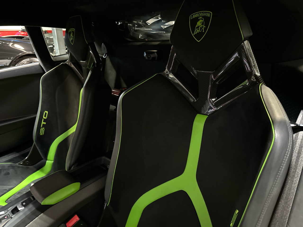 Lamborghini Huracan STO Coupe 2022