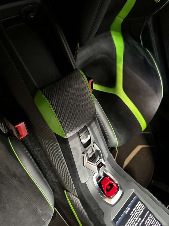 Lamborghini Huracan STO Coupe 2022