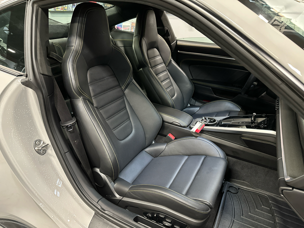 Porsche 911 Turbo S 2021