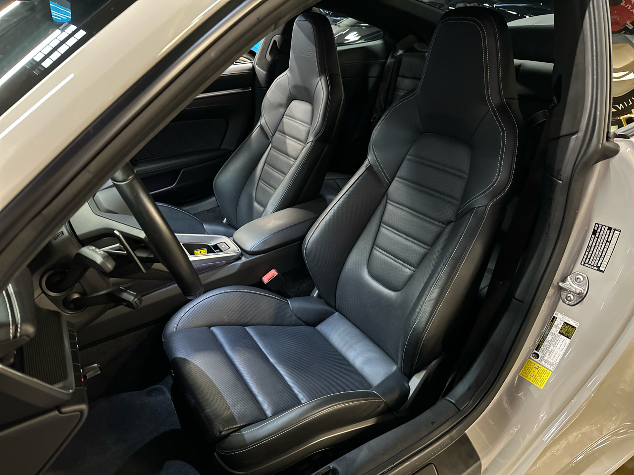 Porsche 911 Turbo S Coupe 2022