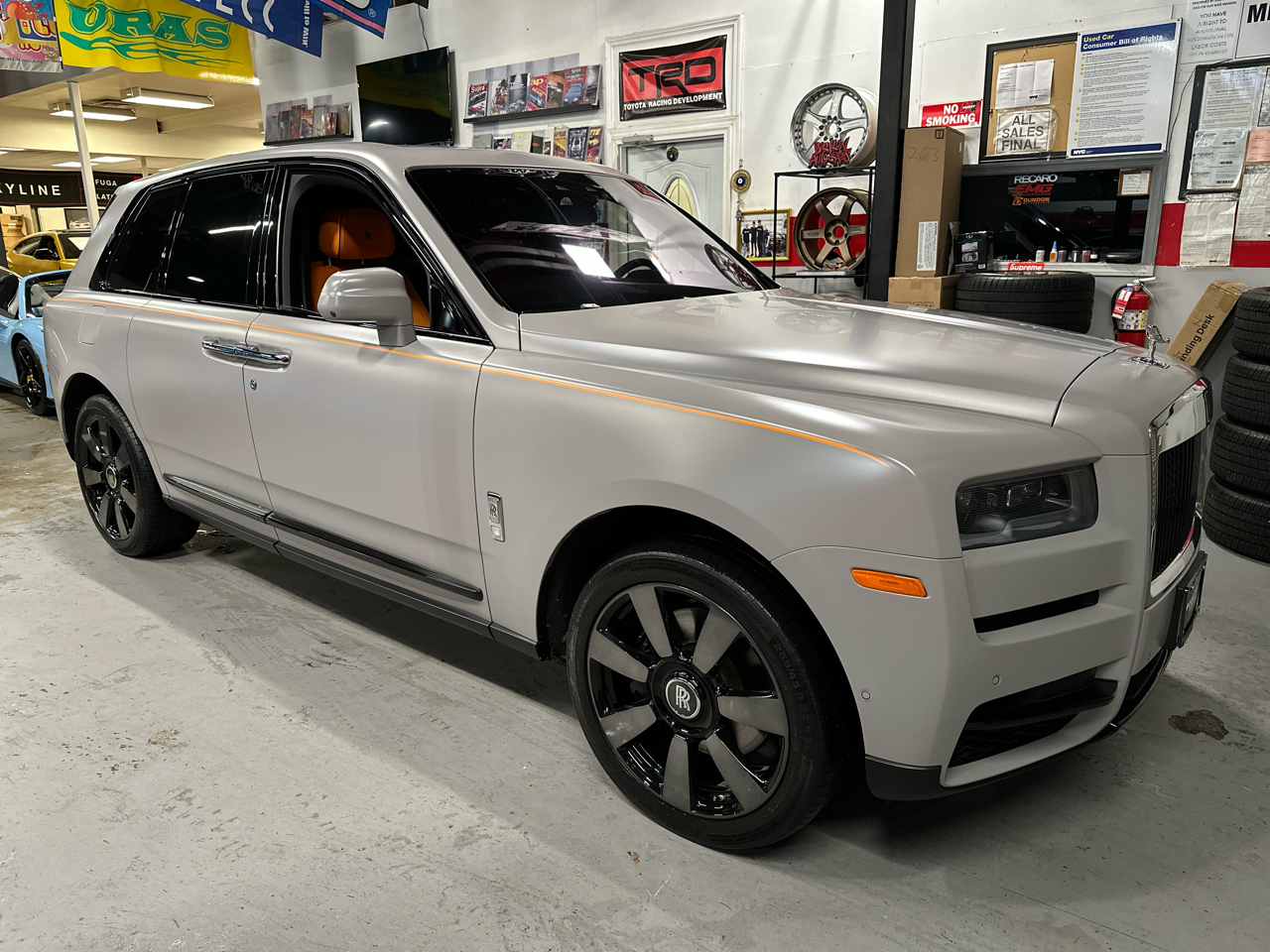 Rolls-Royce Cullinan Base 2023