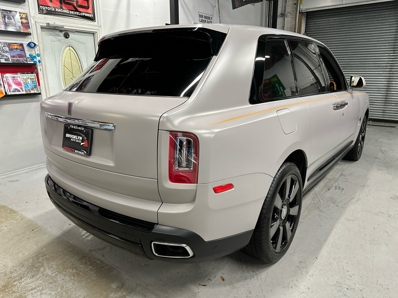 Rolls-Royce Cullinan Base 2023