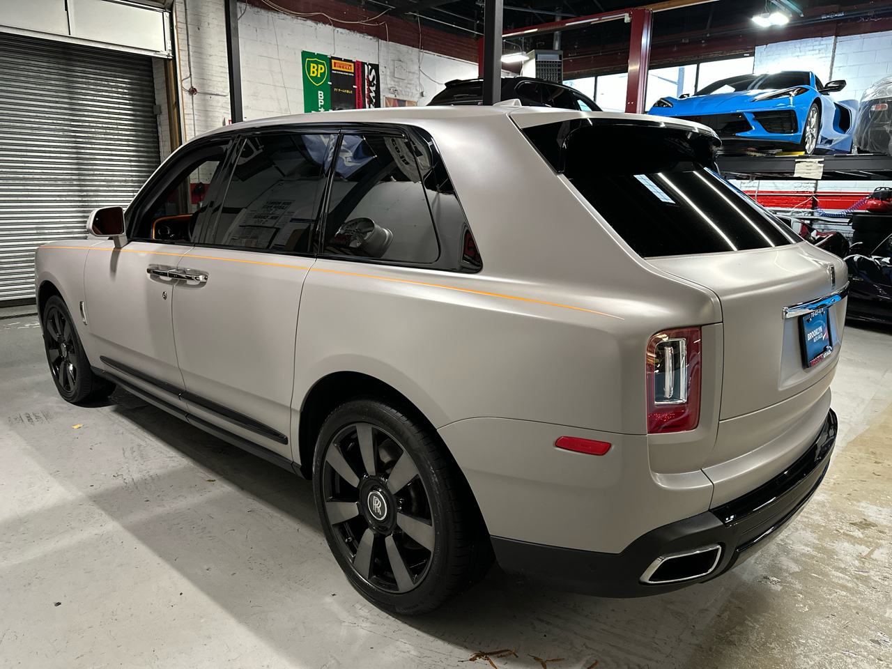 Rolls-Royce Cullinan Base 2023