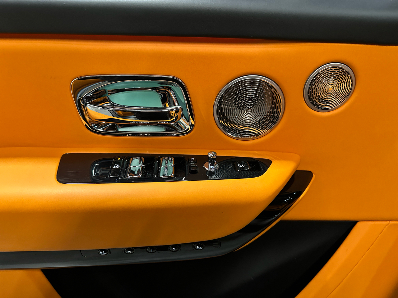 Rolls-Royce Cullinan Base 2023