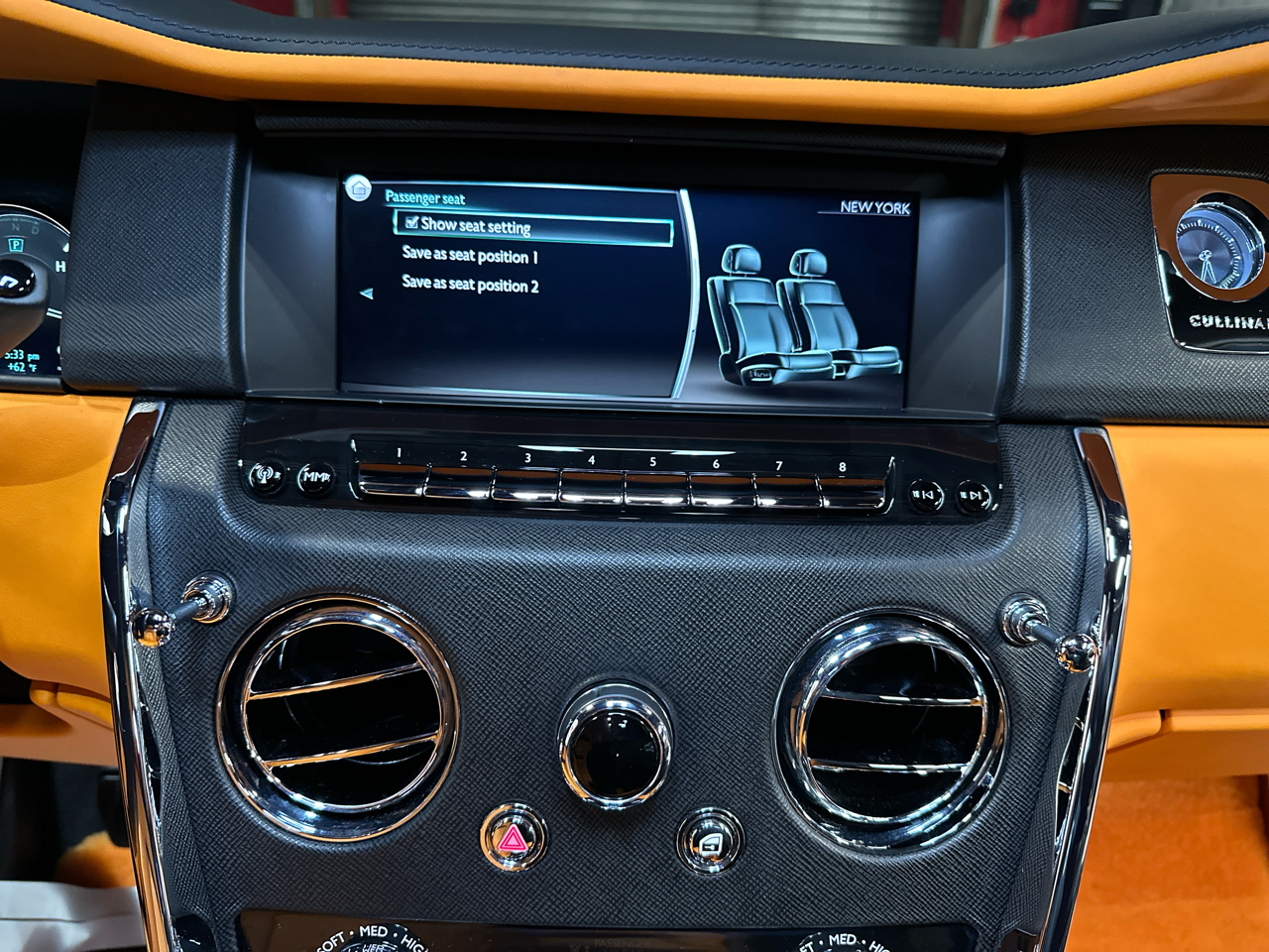 Rolls-Royce Cullinan Base 2023