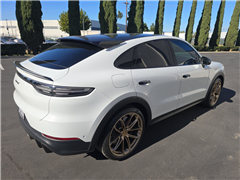 2022 Porsche Cayenne 
