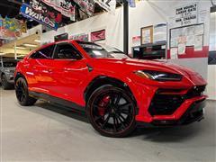 2022 Lamborghini Urus 