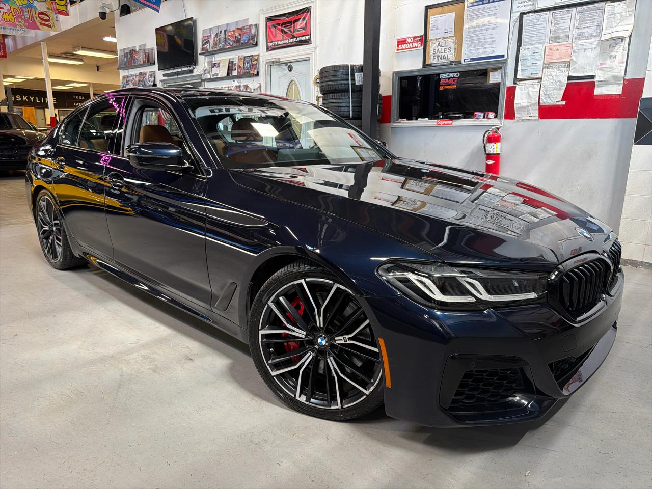 2023 BMW 5-Series M550i xDrive