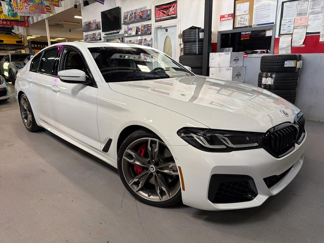 2023 BMW 5-Series M550i xDrive