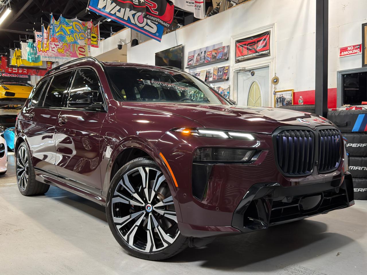 2023 BMW X7 M60i