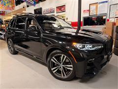 2022 BMW X7 