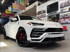 2020 Lamborghini Urus 