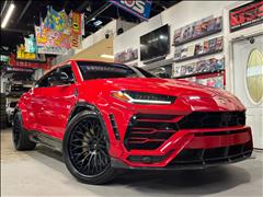 2019 Lamborghini Urus 