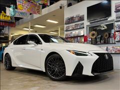 2023 Lexus IS 