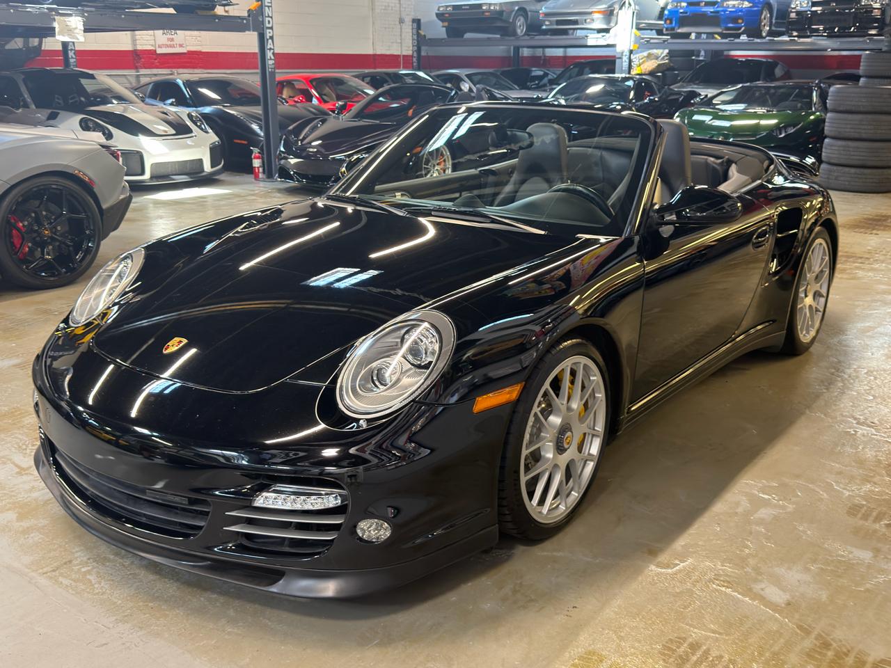 Porsche 911 photo 12