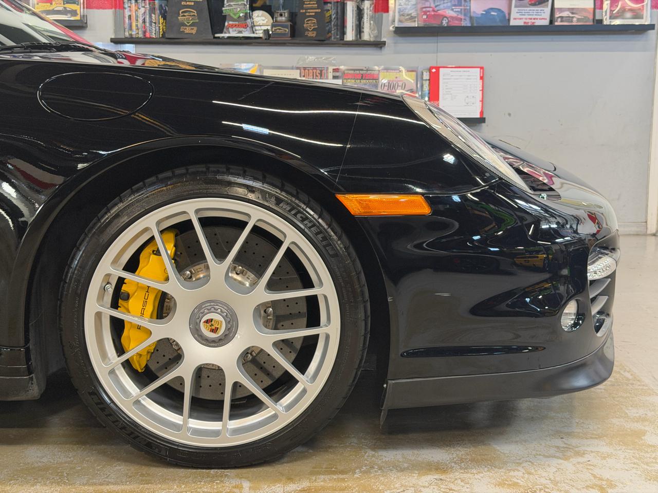 Porsche 911 photo 13