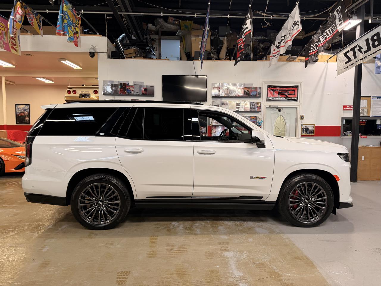 Cadillac Escalade photo 4