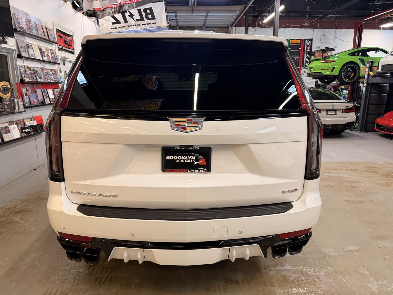 Cadillac Escalade photo 7