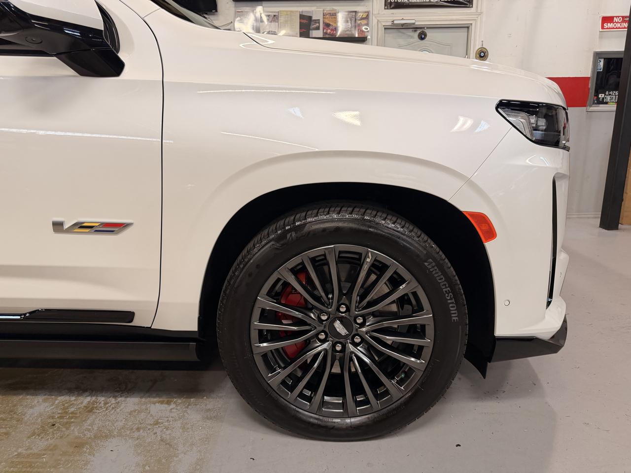 Cadillac Escalade photo 12
