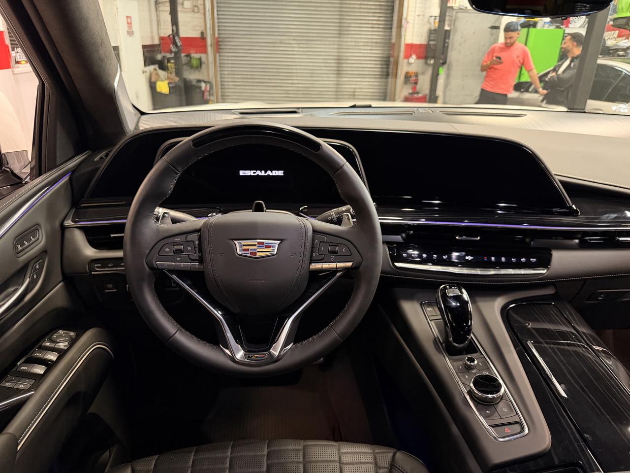Cadillac Escalade photo 13