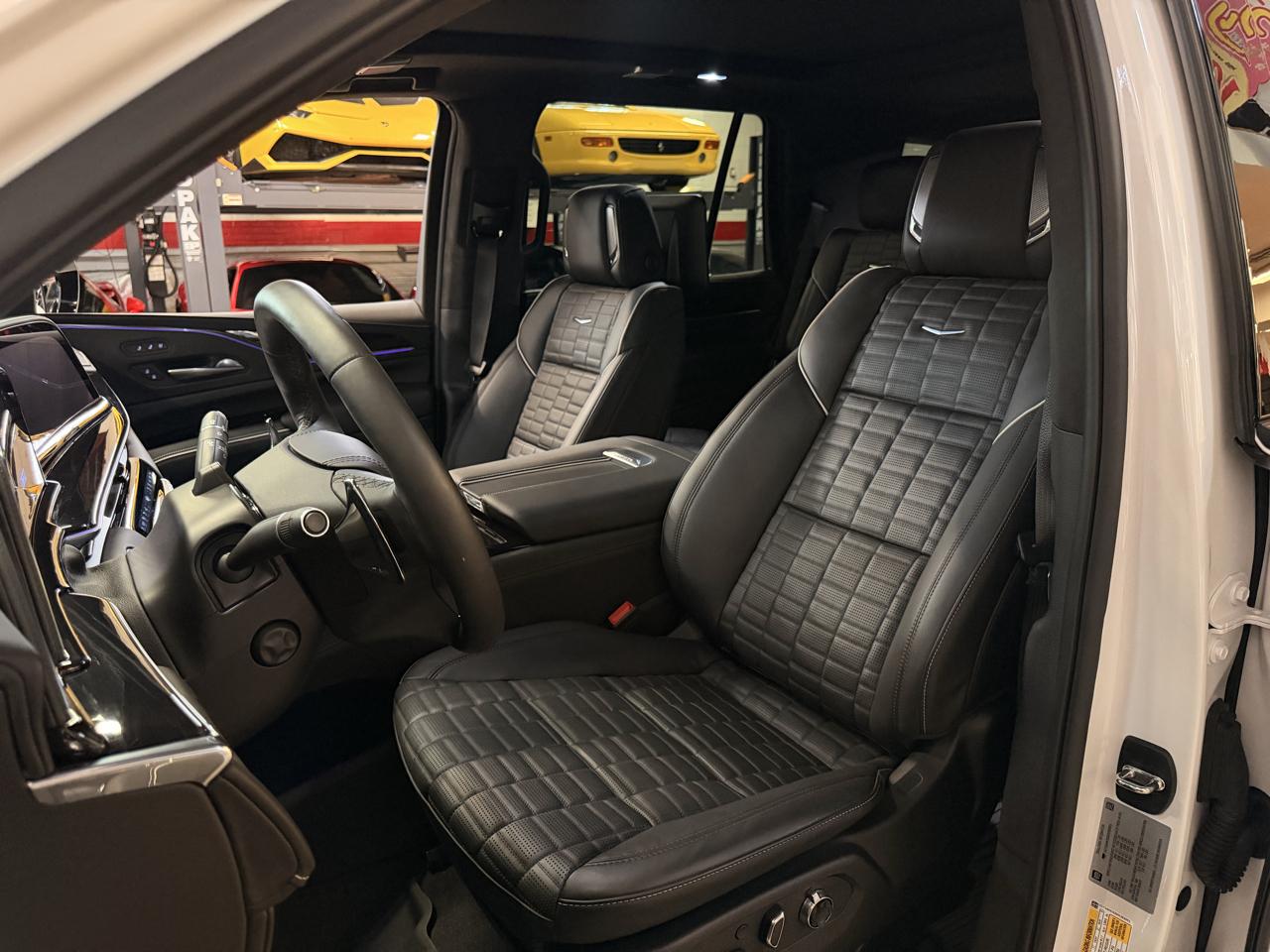 Cadillac Escalade photo 15