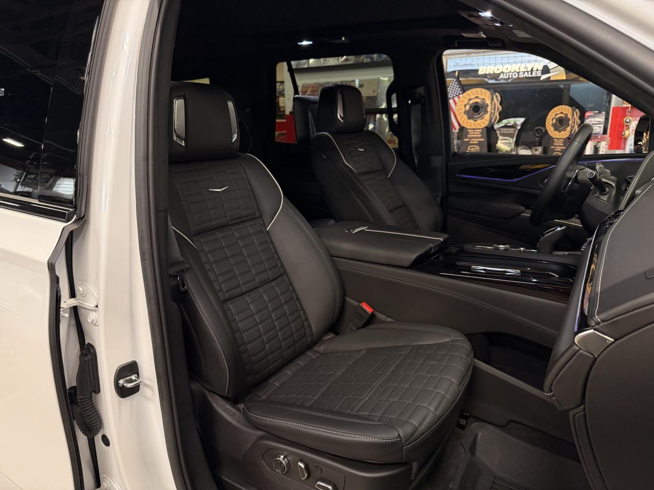 Cadillac Escalade photo 21