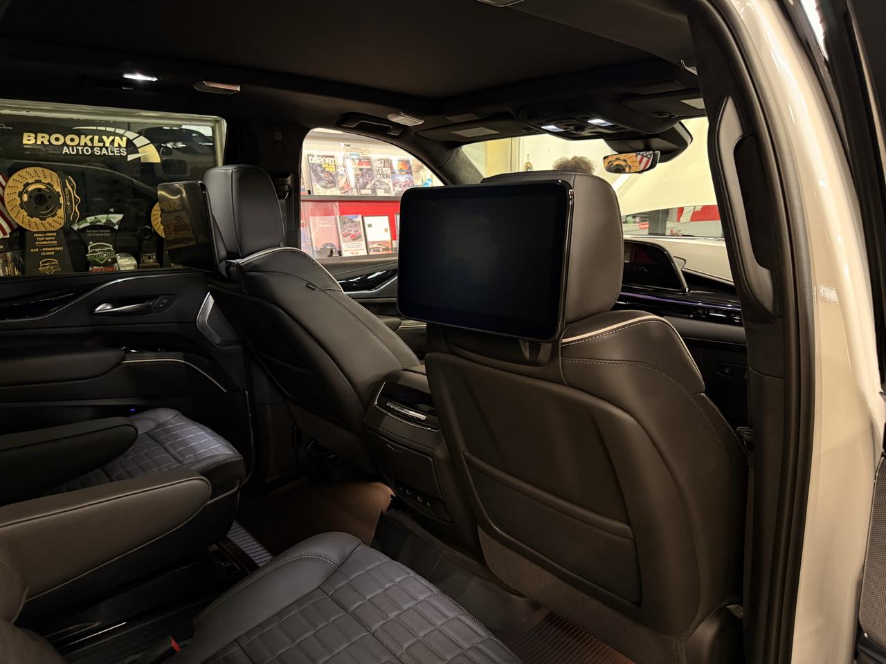 Cadillac Escalade photo 22