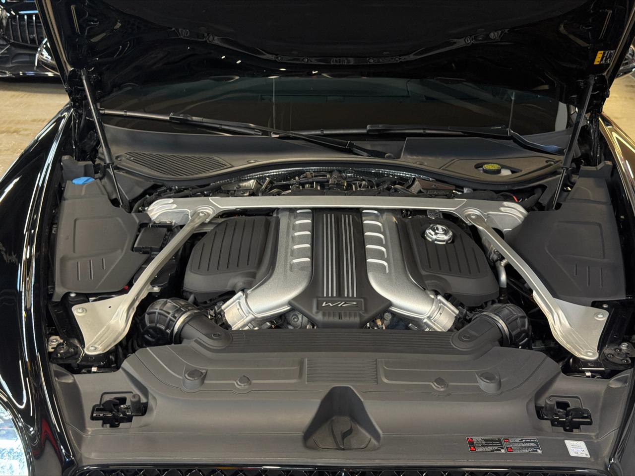 Bentley Continental photo 18