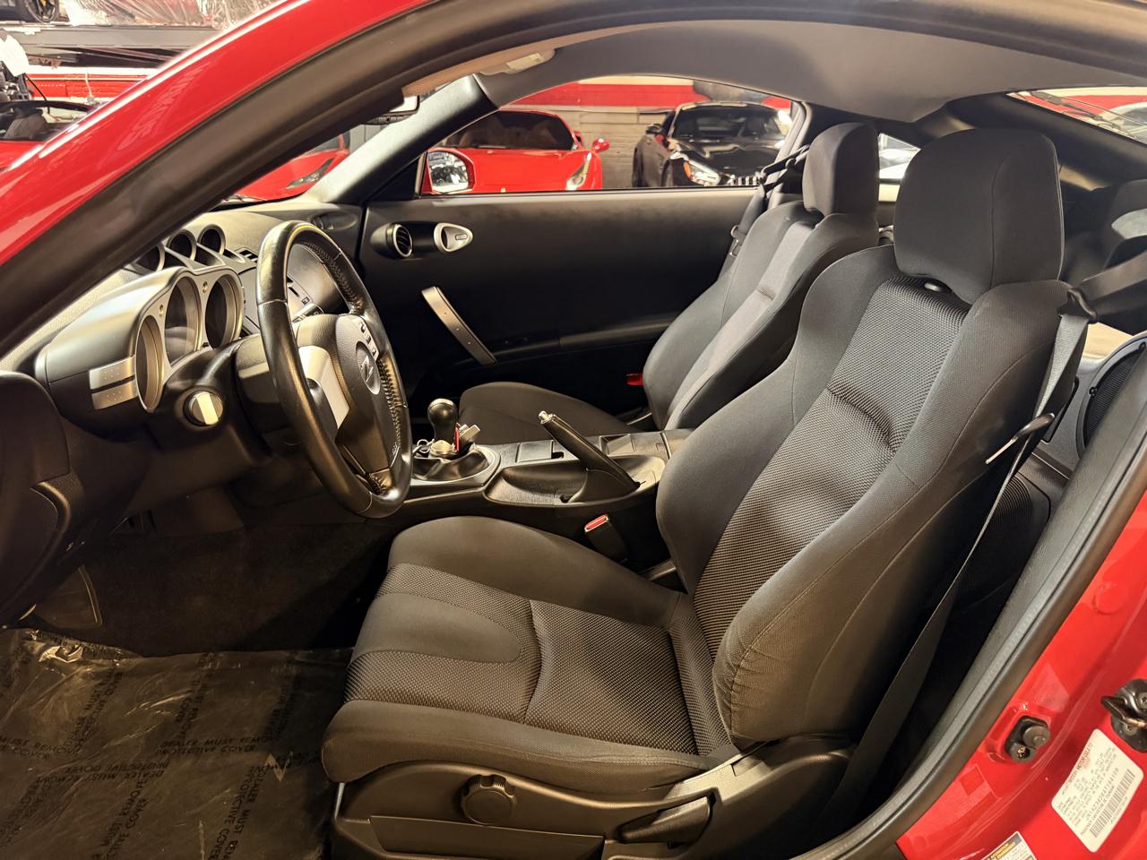 Nissan 350Z photo 14