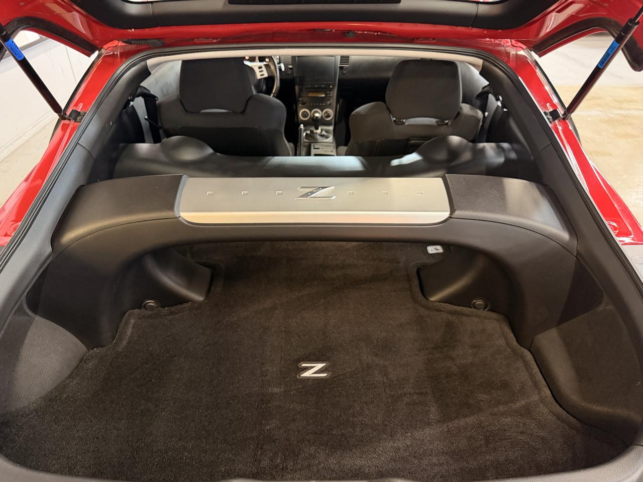 Nissan 350Z photo 22