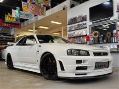 1999 Nissan GT-R 