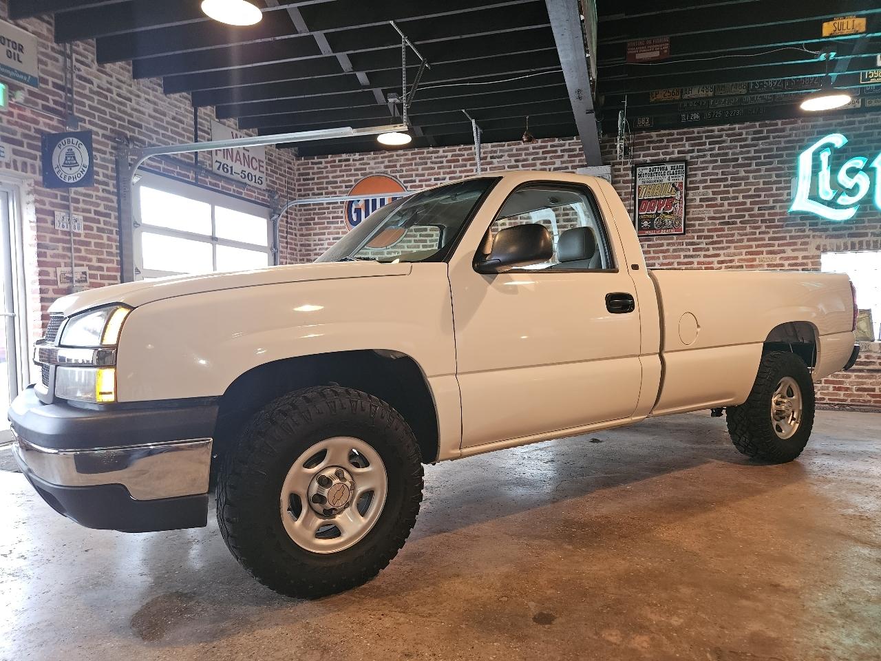 2003 Chevrolet Silverado 1500 4WD Reg Cab 126" Work Truck