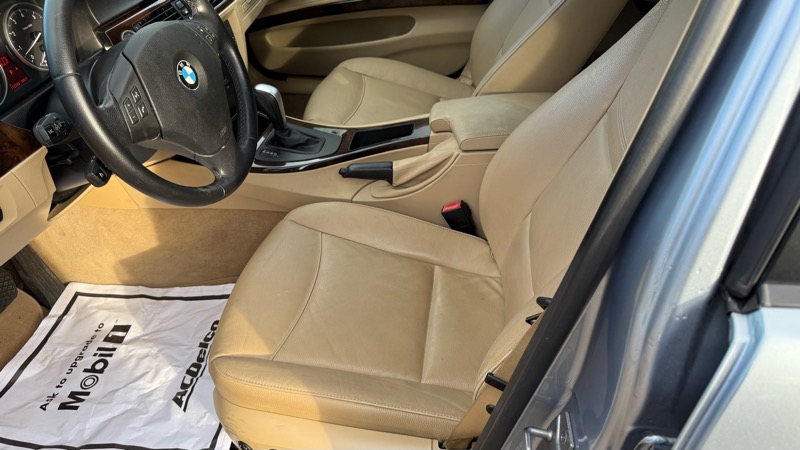 BMW 3 Series 328i 4dr Sdn 2011