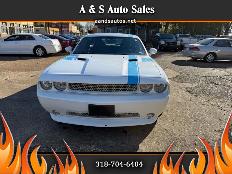 Dodge Challenger 2dr Cpe SXT 2013
