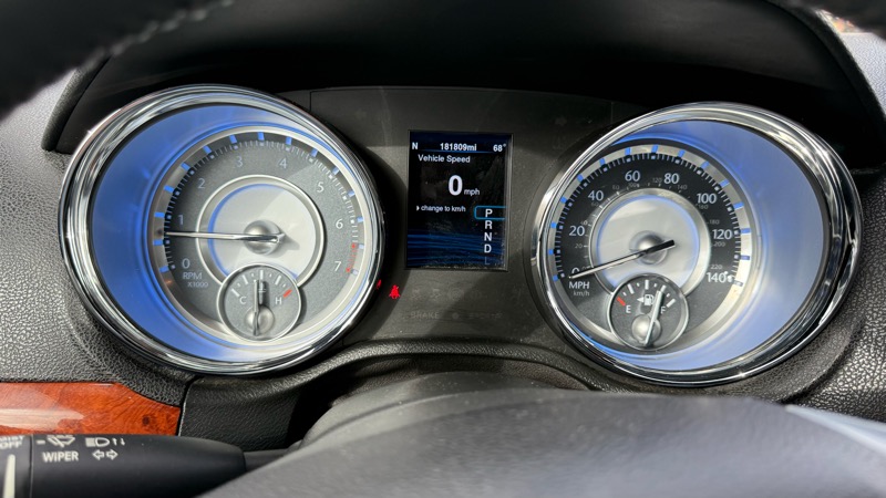 Chrysler 300 4dr Sdn 300 RWD 2014