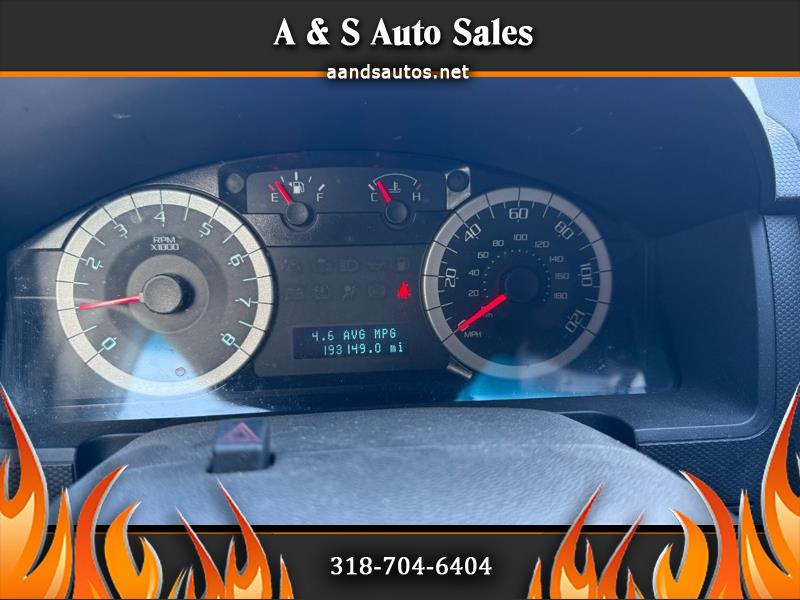 2014 Chrysler 300 4dr Sdn 300 RWD