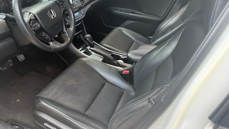 Honda Accord Sedan 4dr I4 Man Sport 2017