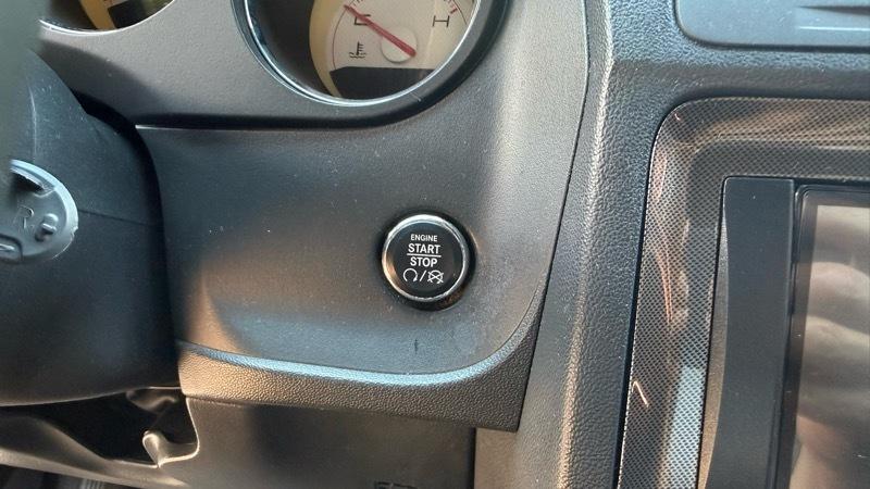 Dodge Challenger  2012