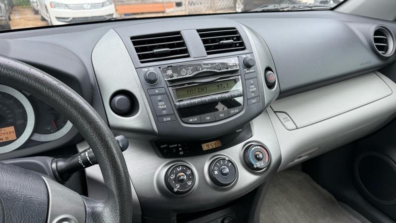 Toyota RAV4  2010