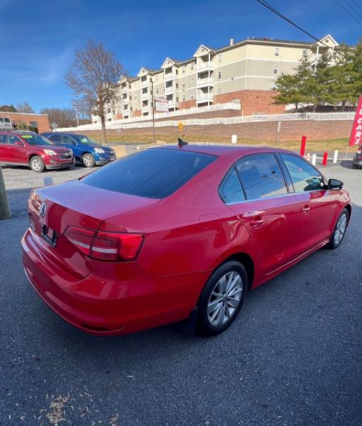 Volkswagen Jetta SE 6A 2015