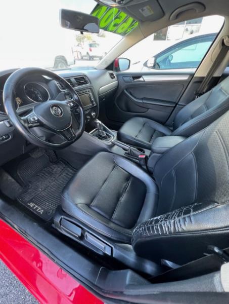 Volkswagen Jetta SE 6A 2015