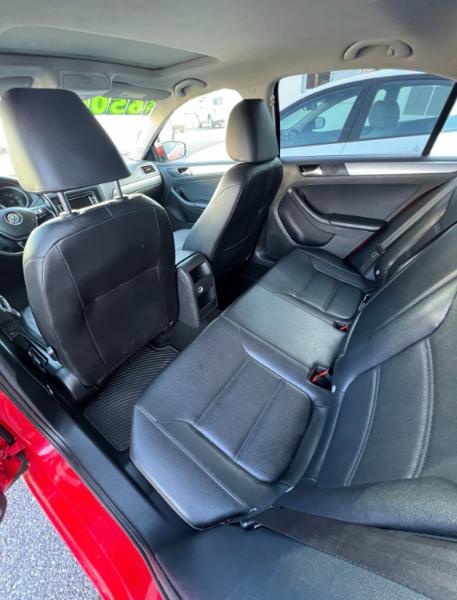 Volkswagen Jetta SE 6A 2015