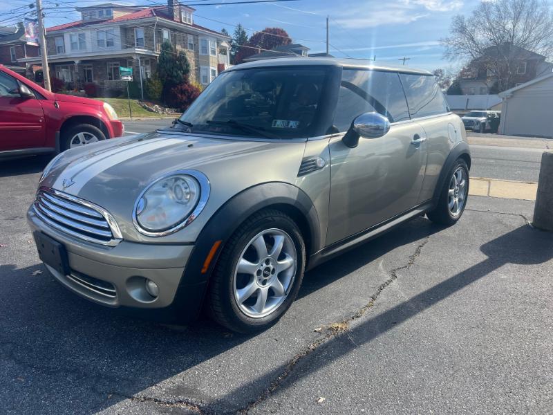 2008 MINI Cooper Base