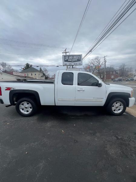Chevrolet Silverado 1500 LT Ext. Cab 4WD 2011