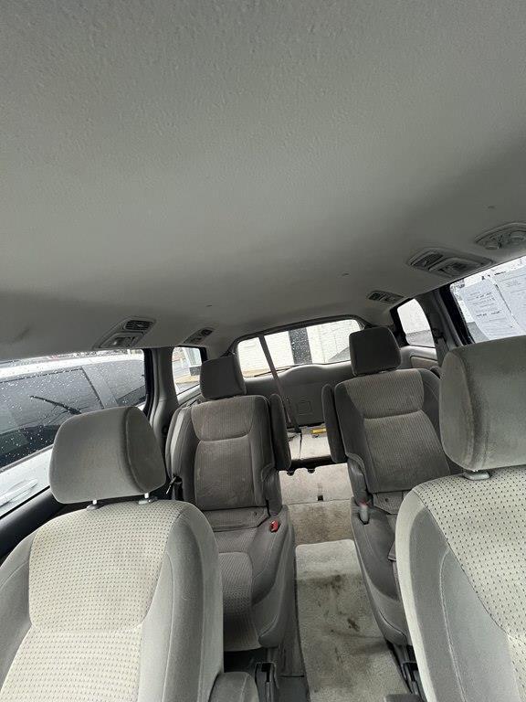 Toyota Sienna CE FWD 7 Passenger 2010
