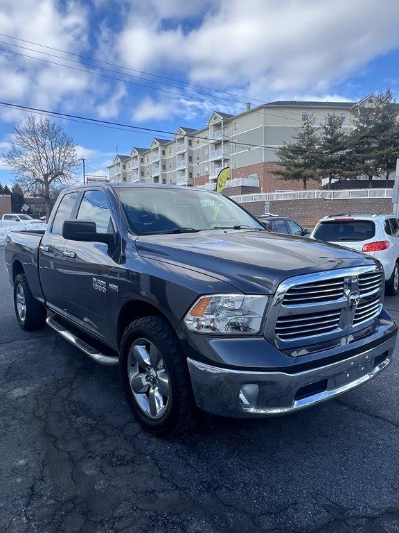 2015 RAM 1500 SLT Quad Cab 4WD