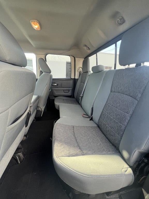 RAM 1500 SLT Quad Cab 4WD 2015